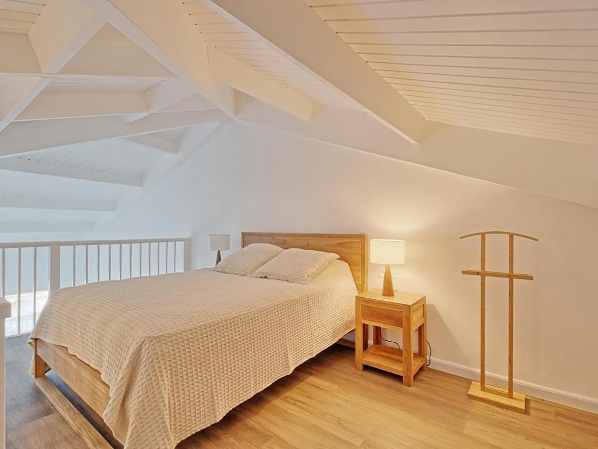 Superbe Duplex Avec Piscine Et Parking A Saint-Martin - Fr-1-734-37 Apartment Cul de Sac