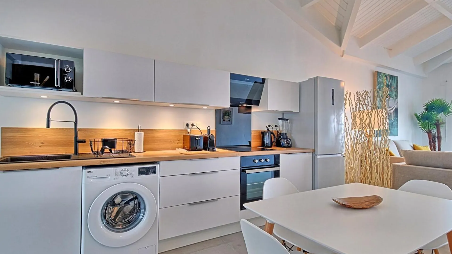 Superbe Duplex Avec Piscine Et Parking A Saint-Martin - Fr-1-734-37 Apartment Cul de Sac 0*,  Sint Maarten/Saint Martin